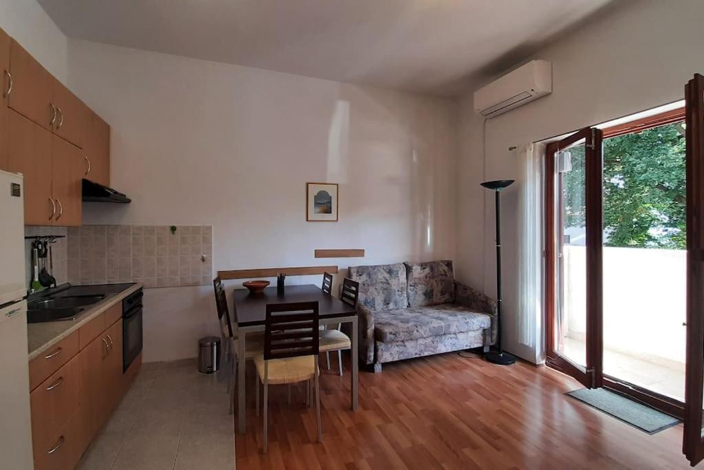 Quiet & Lovely Apartment-Icici Exterior photo